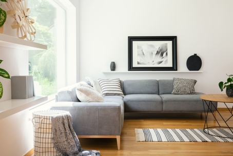 minimalist scandinavian living room